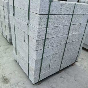 呼和浩特 芙蓉白火烧两面路沿石