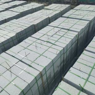 呼和浩特 芝麻白1.8公分火烧300*600地铺，清仓大甩卖