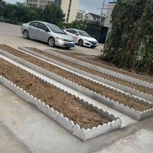 呼和浩特 花边石、花围石、花园石安装效果
