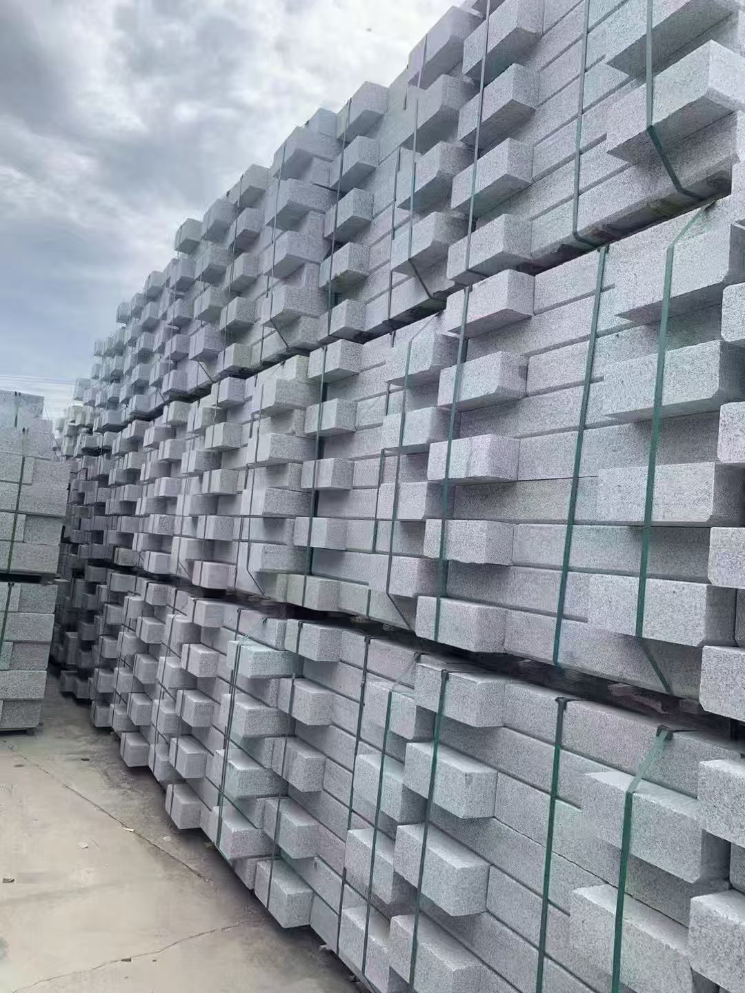 呼和浩特 芝麻灰侧石