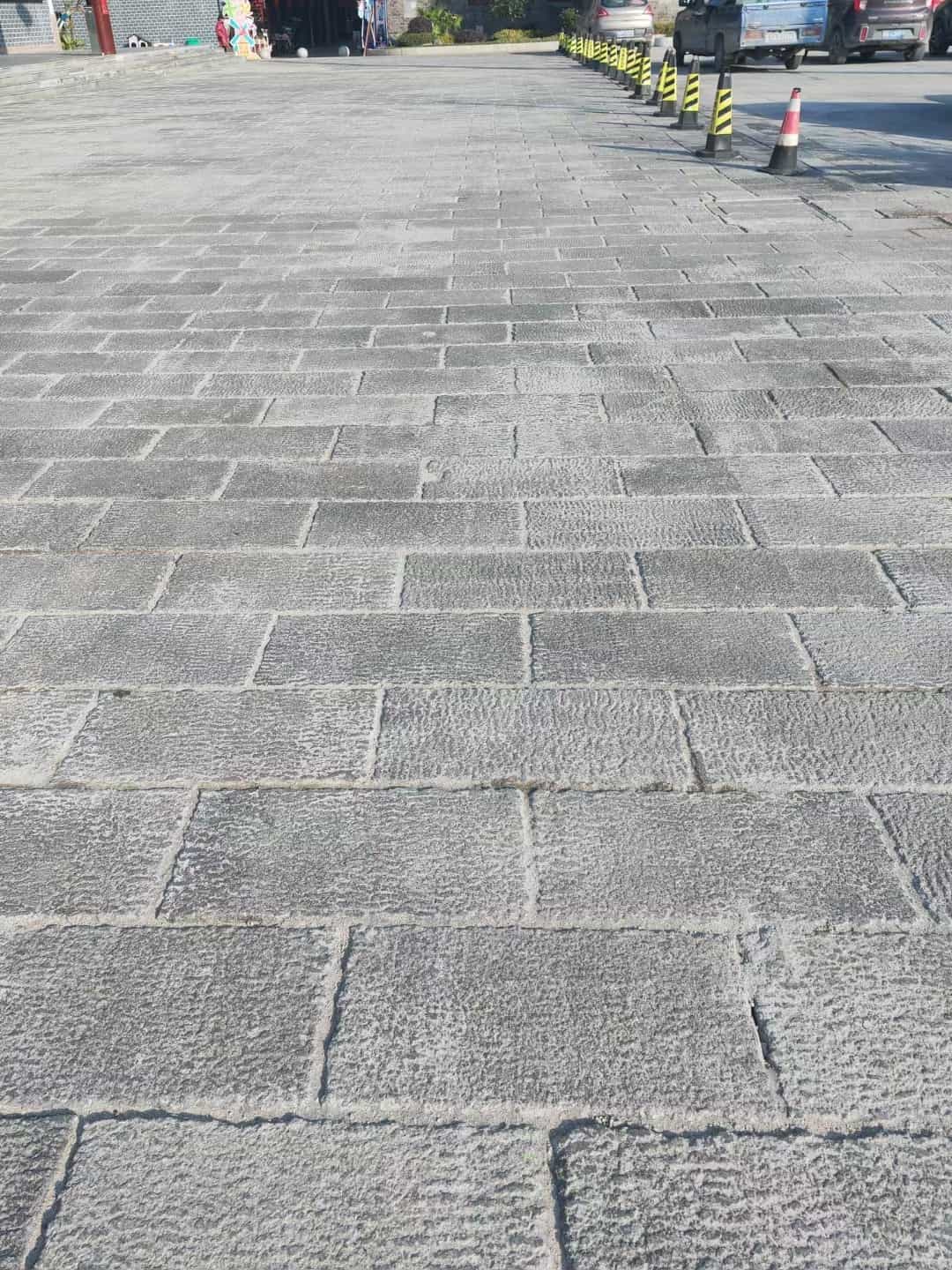 呼和浩特仿古石铺装效果