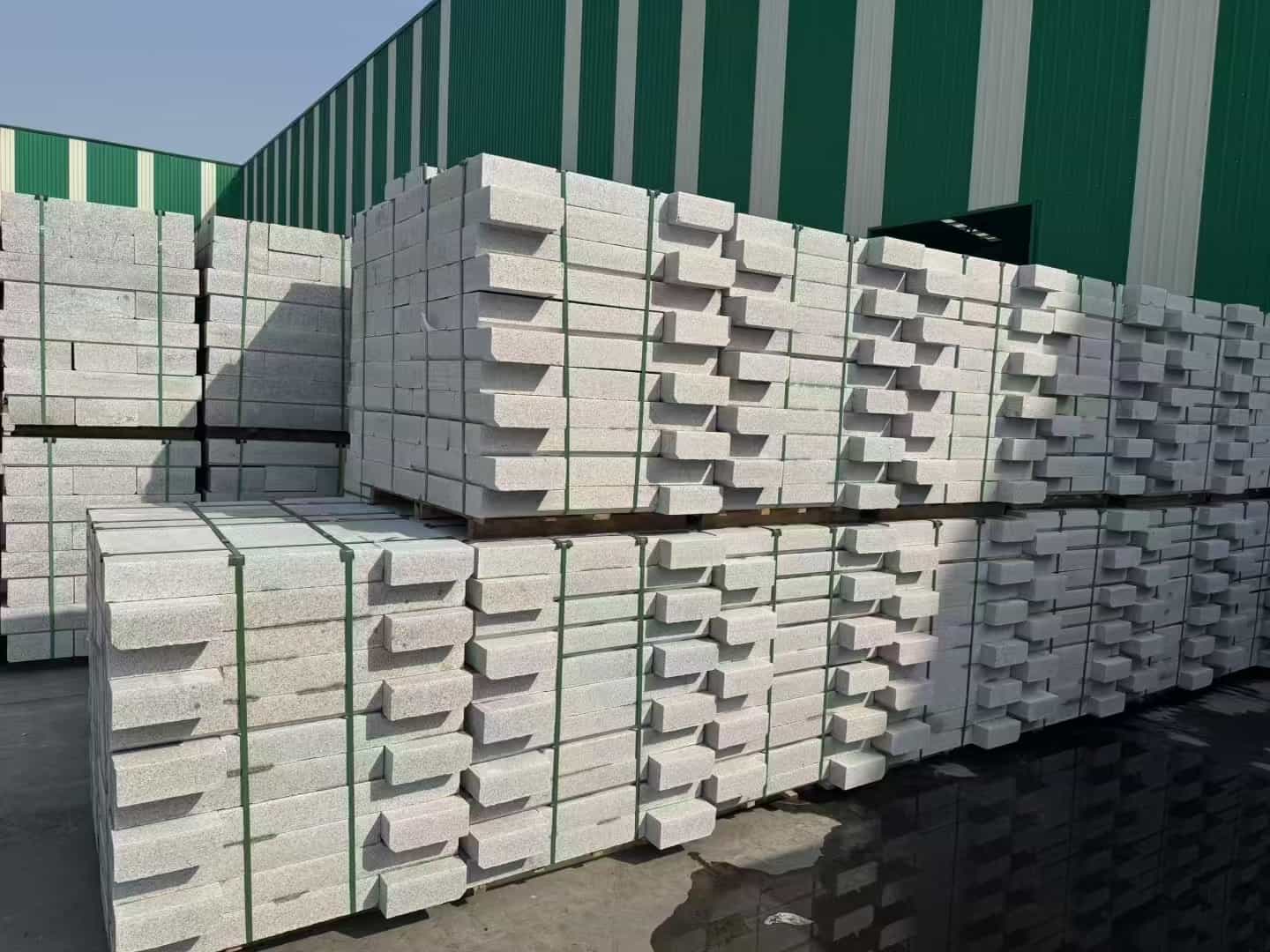 呼和浩特芝麻白路沿石