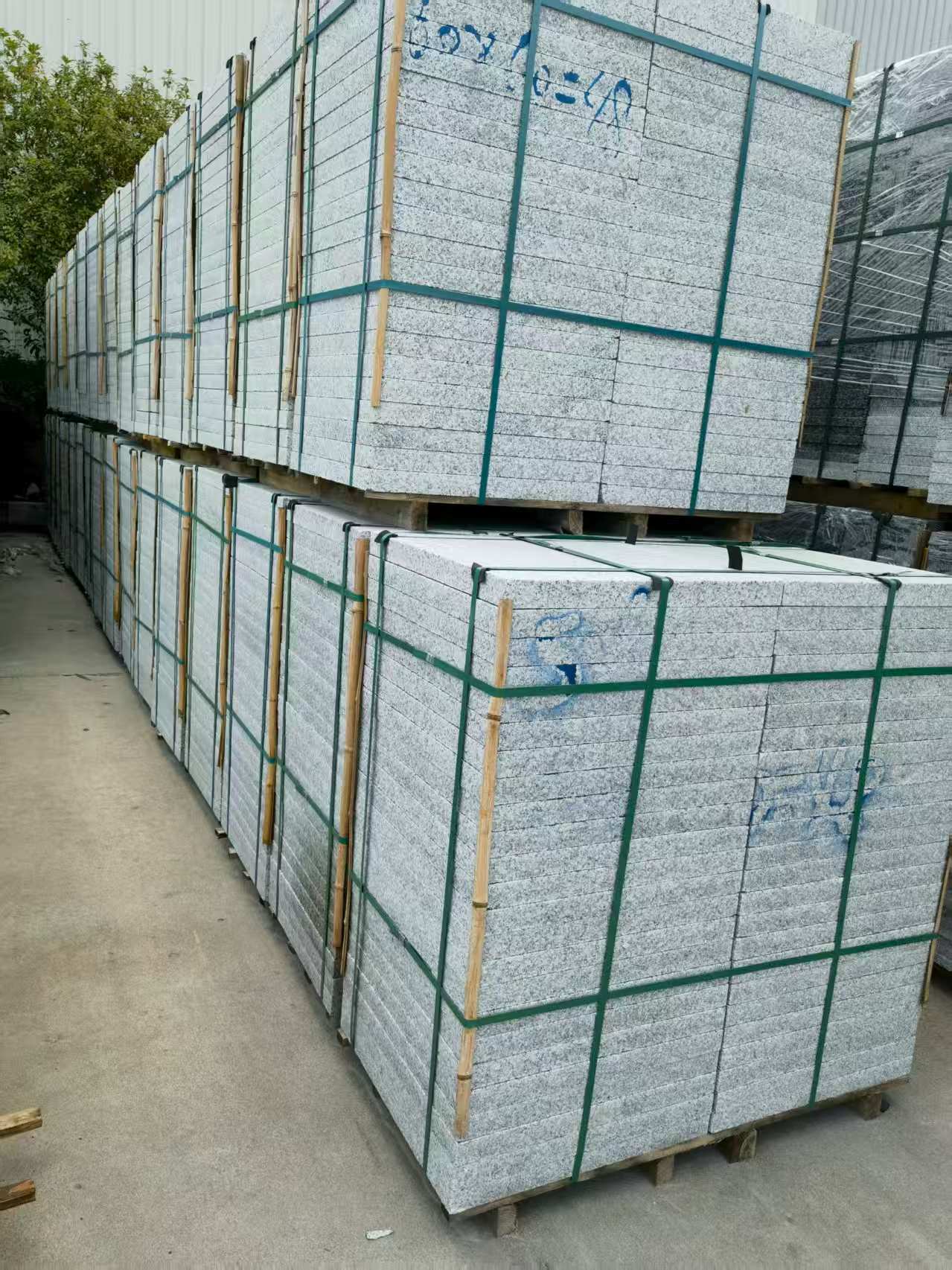 呼和浩特 大花芙蓉白火烧成品，市政园林广场地铺石