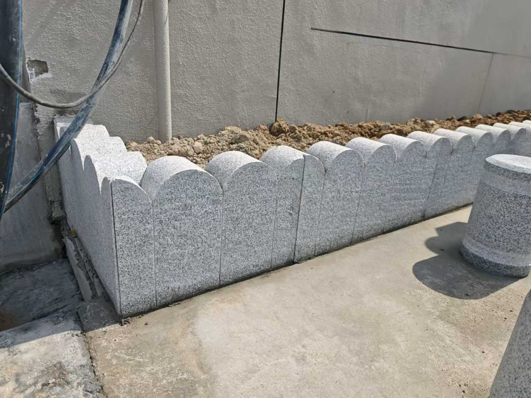 呼和浩特 芝麻白花岗岩花边石铺装效果图